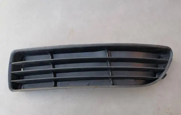 Audi A4 S4 B5 8D Front bumper lower grill