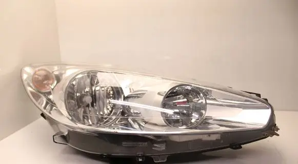 Peugeot 308 Headlight/headlamp