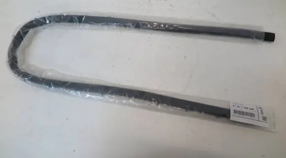 BMW X2 F39 Rubber seal rear door 7349646