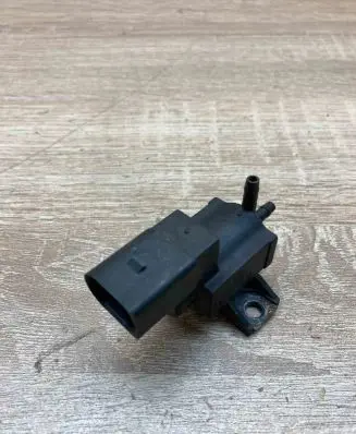 Volkswagen PASSAT B6 Turbo solenoid valve 037906283D