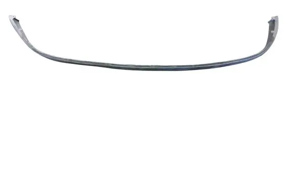 Front bumper lip