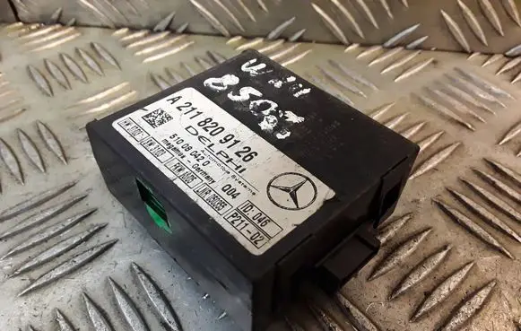 Mercedes-Benz E W211 Alarm control unit/module A2118209126 2118209126