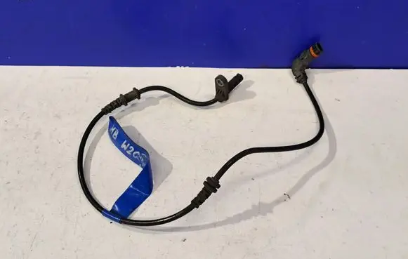 Mercedes-Benz E C207 W207 ABS brake wheel speed sensor A2075400017