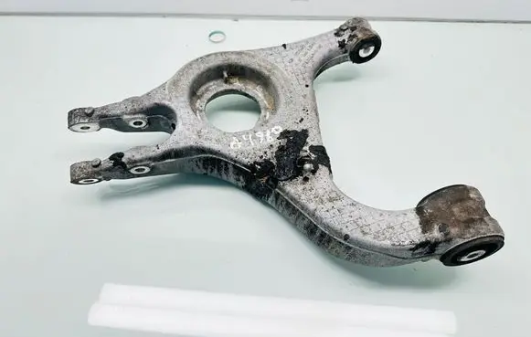 Porsche Panamera (970) Rear upper control arm/wishbone 97033104202 2GG0316 970331042102
