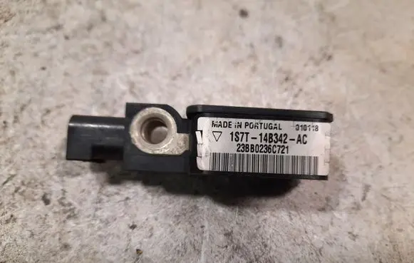 Ford Mondeo Mk III Airbag deployment crash/impact sensor 1S7T14B342AC