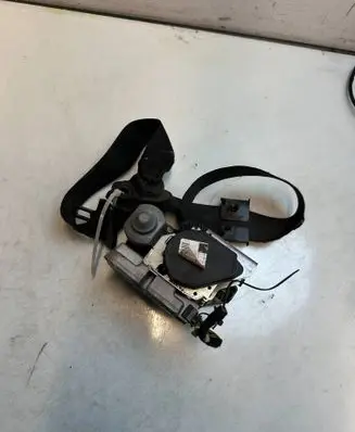 Mercedes-Benz E W211 Front seatbelt 634543