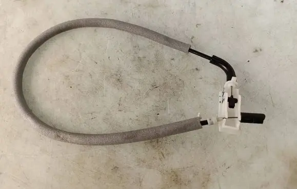 Front door cable line