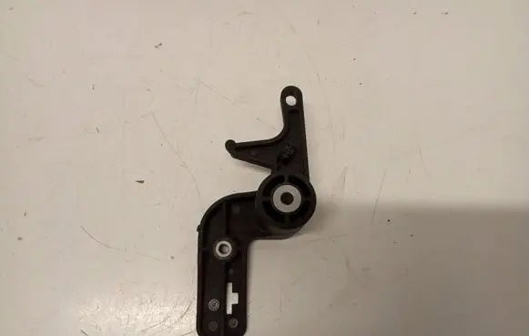 Volvo XC60 Other engine bay part