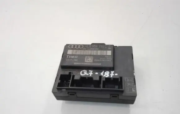 Audi Q7 4L Center console control module 4L0959794C 4L0910795C
