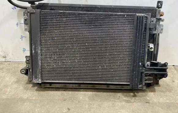 Maserati GranTurismo Radiator set 52421365