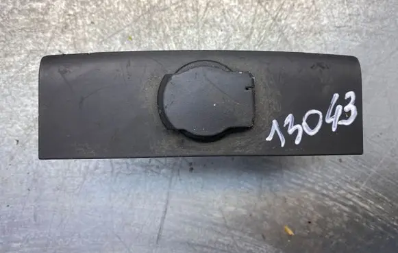 Opel Vectra C Cigarette lighter 230635620 24436298
