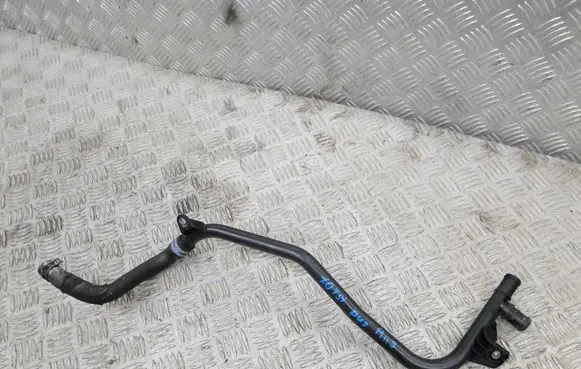 Skoda Kamiq Engine coolant pipe/hose 