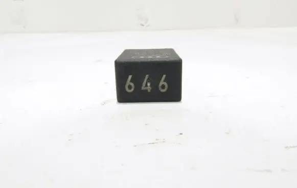 Volkswagen Golf V Other relay 4h0951253c