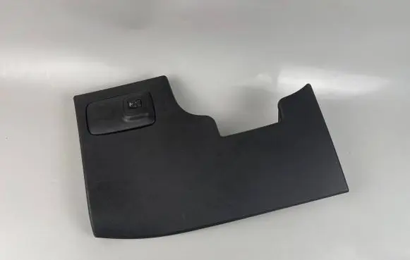 Citroen C3 Aircross Dashboard lower bottom trim panel 13477805 1347780C 98095437ZD