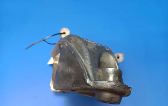 Mercedes-Benz E W212 Engine mounting bracket A6512230004