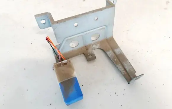 Nissan X-Trail T30 Other relay 2523079915