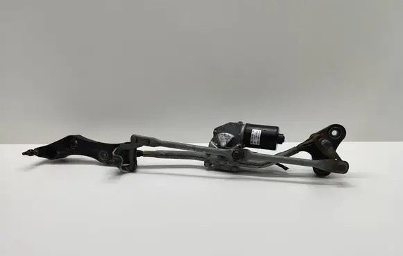 BMW 5 E60 E61 Front wiper linkage and motor 6987475 698747501