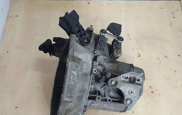 Opel Crossland X Manual 5 speed gearbox 20A703