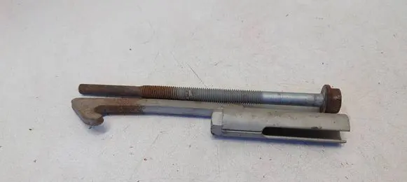 Mercedes-Benz Sprinter W906 Spare wheel bolt 
