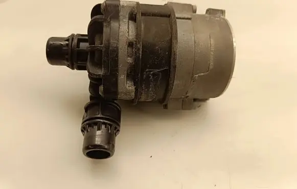 Chrysler Pacifica Water pump 68237841AA 705810050