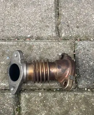 Opel Insignia B EGR valve line/pipe/hose 851202