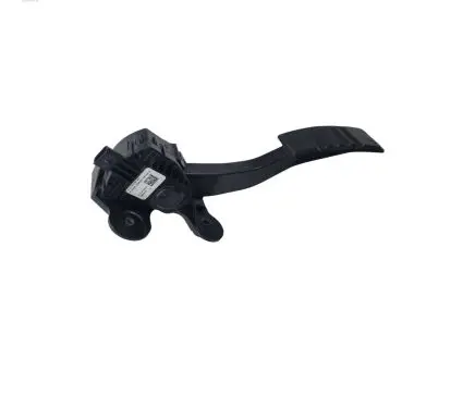 Ford Mustang VI Accelerator throttle pedal CR339F836BB