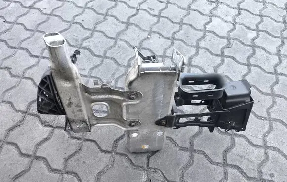 BMW 3 F30 F35 F31 Radiator support slam panel bracket 10031013 7266702