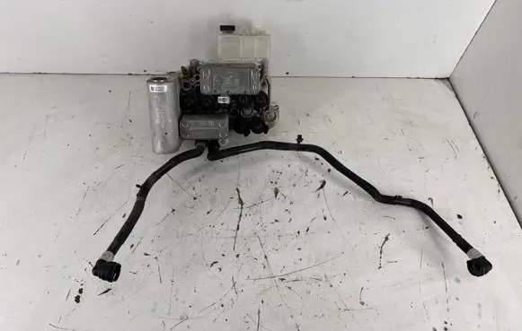 Tesla Model 3 Optional radiator 161370300B 1547595A0F
