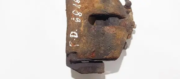 Volkswagen Touran I Front brake caliper 582