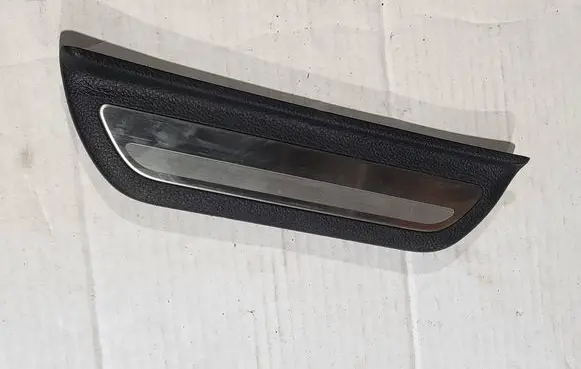 KIA Xceed side skirts sill cover 85887-J7700WK