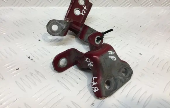 Lexus IS 220D-250-350 Front door hinge set 