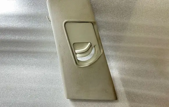 (B) pillar trim (top)