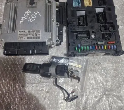 Peugeot 407 Engine ECU kit and lock set 9662489680 0281012478 9663731480