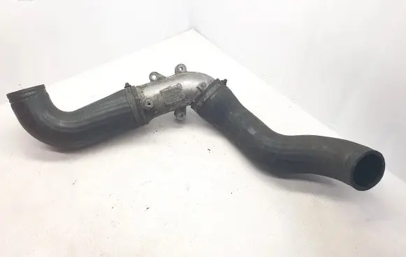 Volvo V70 Intercooler hose/pipe 08631538