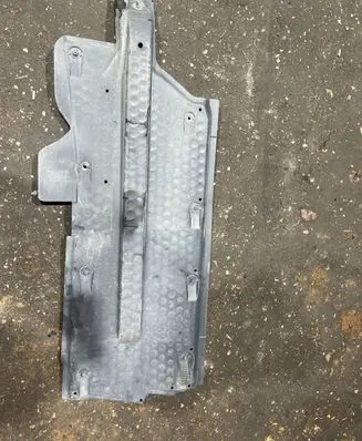 Seat Ibiza IV (6J,6P) Side bottom protection 6Q0825201