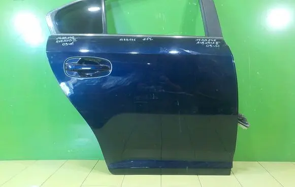 Toyota Avensis T270 Rear door PRAWE