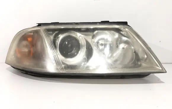 Volkswagen PASSAT B5.5 Headlight/headlamp 3B0941016AN