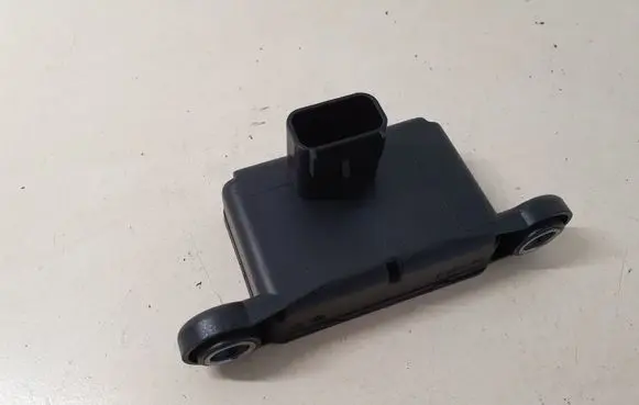 Opel Insignia A ESP acceleration yaw rate sensor 13581120
