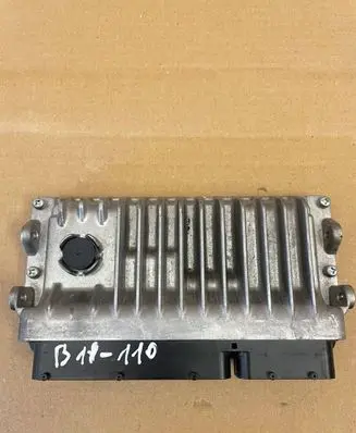 Toyota Auris E180 Engine control unit/module 896610Z750 MB2755003471