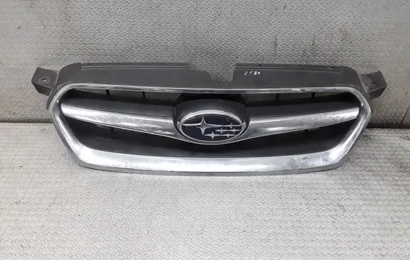 Front bumper upper radiator grill