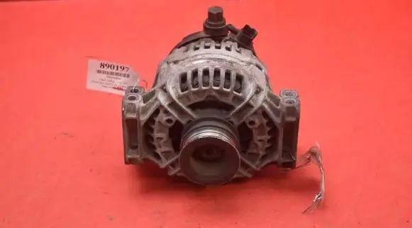 Opel Zafira A Generator/alternator 9044010