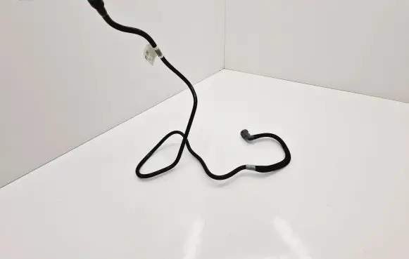 Peugeot 2008 II Vacuum line/pipe/hose 9824055180