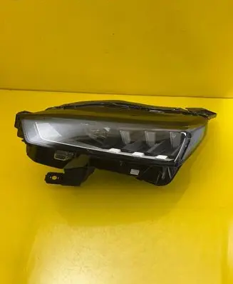 Peugeot 3008 III Headlight/headlamp 9862665280