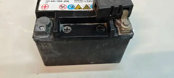 Volvo V40 Car battery 31296300