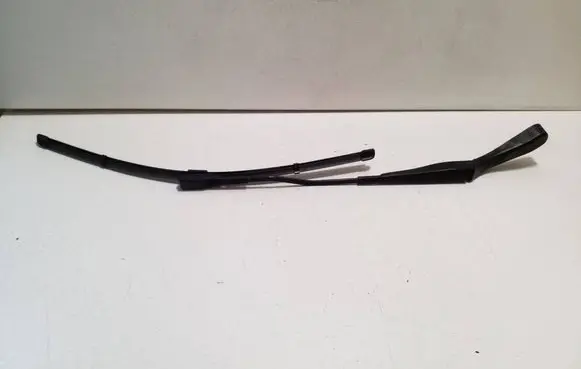 Mercedes-Benz EQC Front wiper blade arm A2058208401