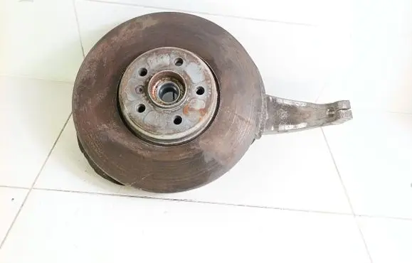 BMW 5 G30 G31 Front wheel hub spindle knuckle