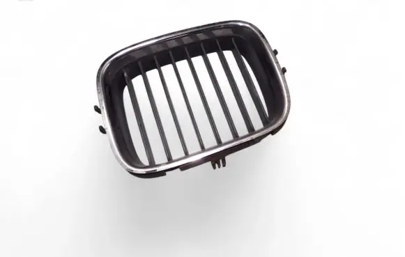 BMW 8 E31 Front grill 51138124271 8124271