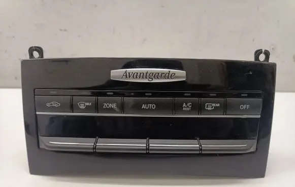 Mercedes-Benz E W212 Climate control unit A2129008908