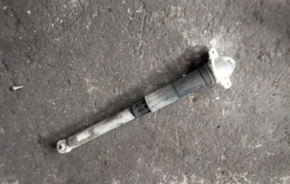 Skoda Octavia Mk3 (5E) Rear shock absorber/damper 5E0512011C