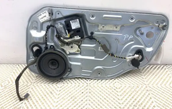 Volvo V50 Front door window regulator with motor 8679081